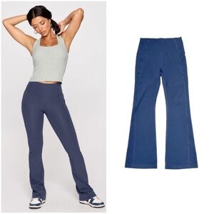 Yitty PureLuxe Everyday Kick Flare Side Pocket Leggings Navy Blue